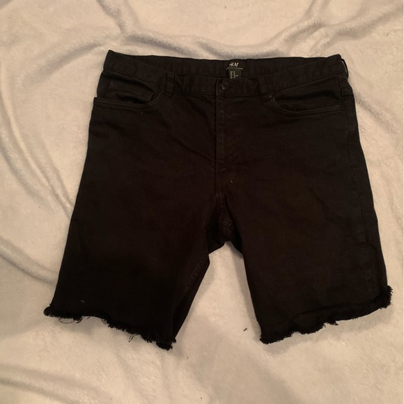🩳 Black H&M Men’s “Slim Fit” Shorts - Picture 1 of 4